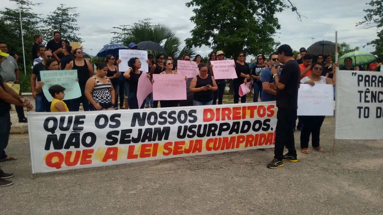 Servidores do orçamento e planejamento ameaçam parar e avaliam deixar cargos de chefia