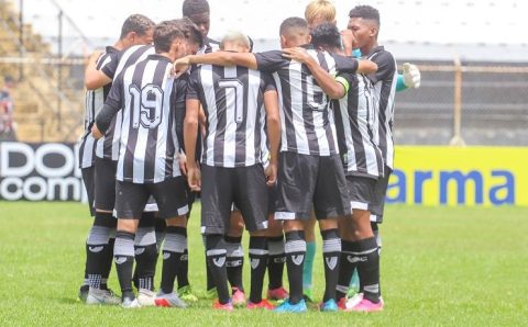 Ceará e Coritiba medem forças de olho no G4 da Série B