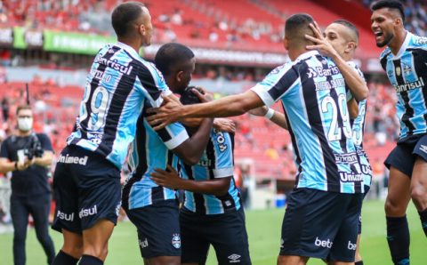 Grêmio vence, respira no Brasileirão e impede Fortaleza de dormir na liderança