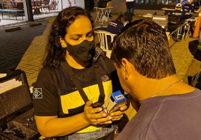 Blitz prende 7 motoristas por embriaguez ao volante e flagra outros 11 sem carteira