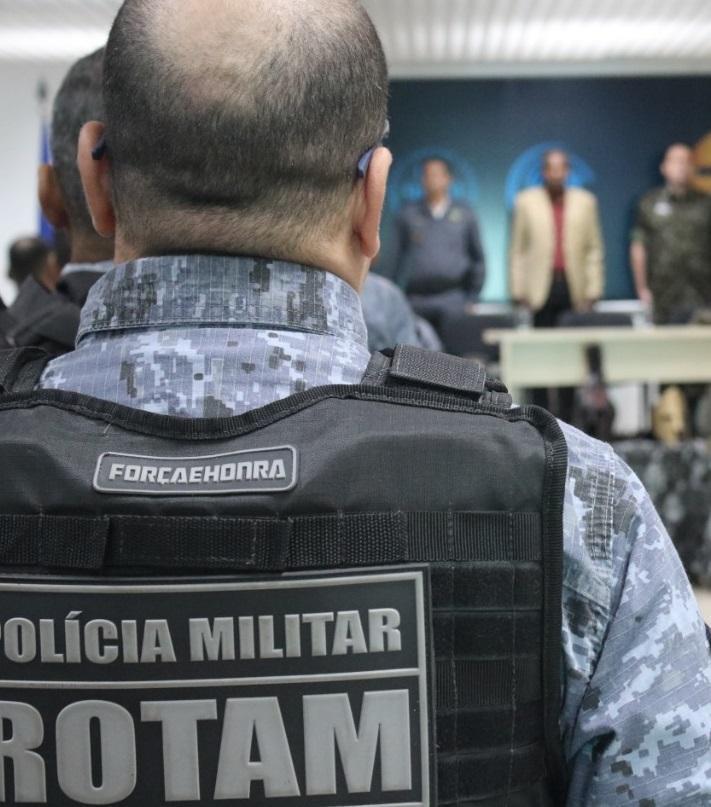 Rotam realiza aula inaugural do curso de técnicas de controle de submissão nesta quarta (09)