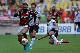 Flamengo vence o Vasco de novo e avança para a final do Carioca