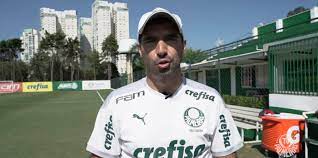 Abel Ferreira e jogadores do Palmeiras desejam boa recuperação a Jailson