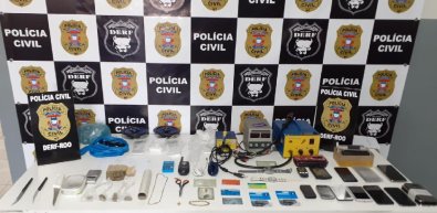 Traficante é preso em flagrante com celulares furtados e drogas