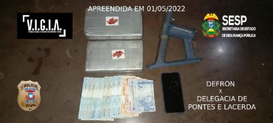 Homem é preso com 2 tabletes de cocaína na rodoviária de Cáceres