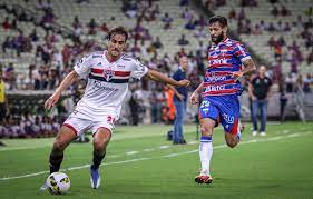 São Paulo empata com o Fortaleza no Ceará e desperdiça chance de entrar no G4 do Brasileirão