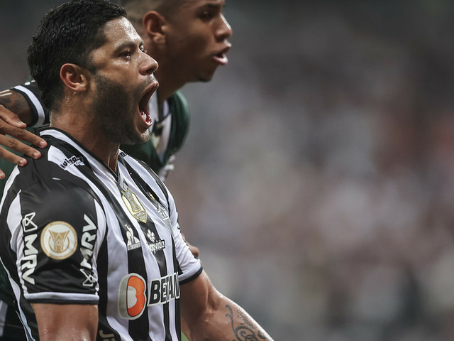 Hulk celebra virada contra o Avaí e tranquiliza sobre momento do Atlético-MG