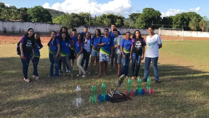 MT:  Estudantes de Nortelândia projetam foguetes em experiência inédita