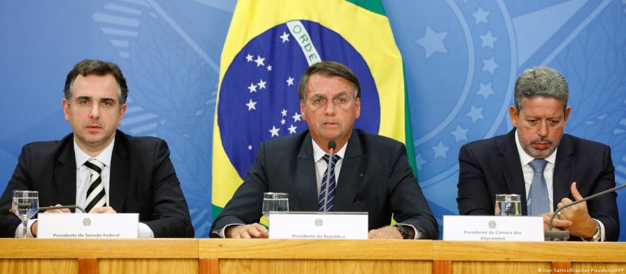 ROMBOS DO MENSALÃO E DO PETROLÃO AGORA ESTÃO  LEGALIZADOS COM OUTRO NOME:   EMENDAS PARLAMENTARES:  AS EMENDAS PARLAMENTARES NOS EUA  CORRESPONDEM A 1,1% DA DESPESA FEDERAL E NO BRASIL  A 24%:  Como emendas parlamentares afetam o gasto público no Brasil