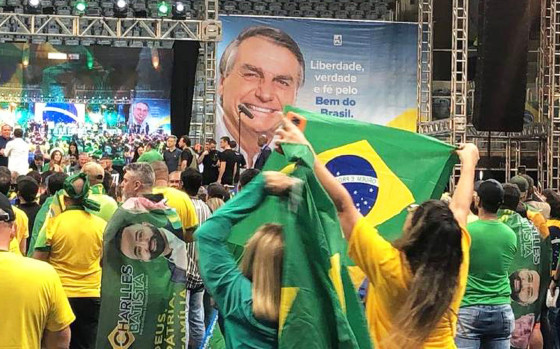 ELEIÇÕES 2022:   Oficializado candidato, Bolsonaro ataca STF e convoca para ato
