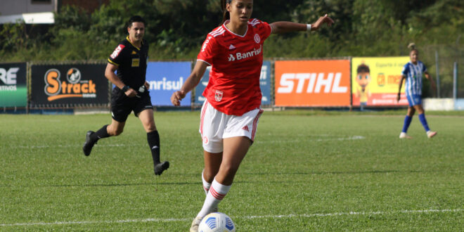 Internacional x Santos: veja onde assistir à partida do Campeonato Brasileiro Feminino