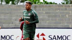 Matheus Martins projeta duelo entre Fluminense e Corinthians