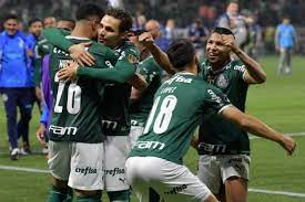 Com vitória sobre o Atlético-MG, Palmeiras iguala maior sequência invicta do Brasileirão