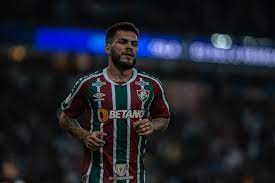 Permanência do meia Nathan é tida como incerta no Fluminense