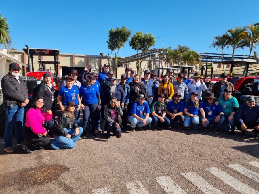 MT:  Grupo de Mato Grosso visita fábrica de maquinários agrícolas