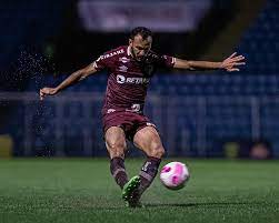 Yago Felipe comemora boa atuação em vitória do Fluminense