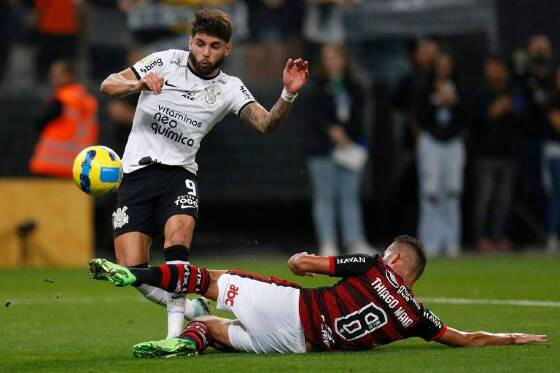 COPA DO BRASIL:   Flamengo e Corinthians tentam controlar jogo (e árbitro) pela Copa do Brasil