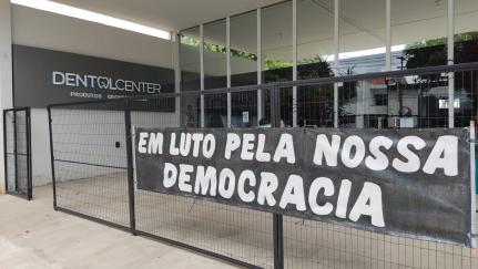 MT:  DURANTE 6 DIAS:    De ‘luto’, lojistas de Sinop fecham as portas em apoio a atos antidemocráticos