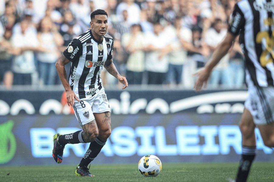 Diretor do Galo esfria possibilidade de Jair no São Paulo: “Está nos planos”