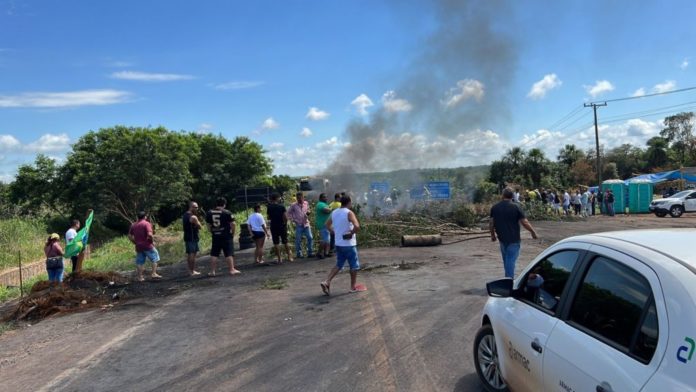 Mato Grosso é único Estado ainda com bloqueios e manifestações em rodovias