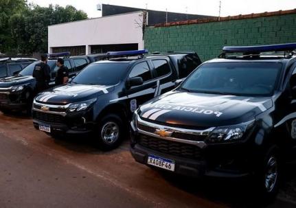 Contador de quadrilha de traficantes é preso e polícia procura líder de facção