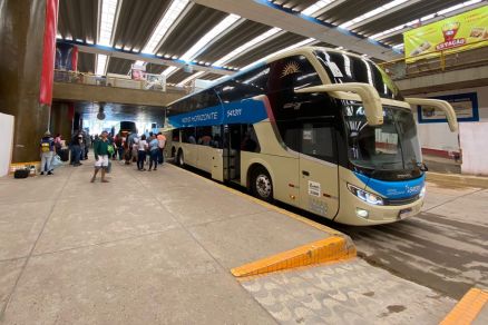 MT:  MAIS TRANSTORNOS:  CERCEAMENTO DO DIREITO DE IR E VIR:   Com estradas fechadas, empresas de ônibus cancelam viagens