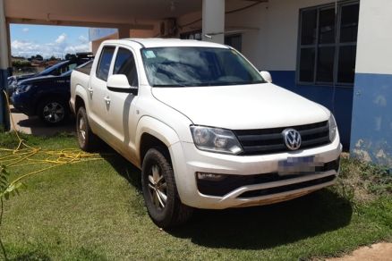 CONFRONTO E MORTE: Criminosos roubam Amarok e um morre em troca tiros com a Polícia