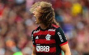 Flamengo renova contrato de David Luiz por mais uma temporada