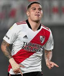 Flamengo pode contratar meia colombiano Juan Quintero, do River Plate