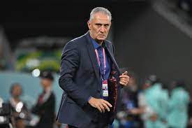 Após queda na Copa, pedido de retorno de Tite ao Corinthians ganha força nas redes sociais