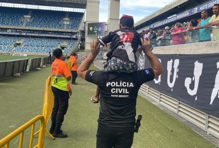 Polícia Civil devolve para mãe menino abandonado pelo pai durante jogo na Arena Pantanal