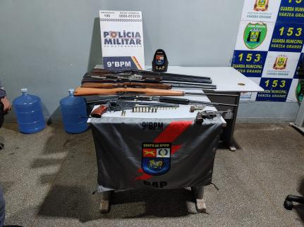 Polícia recebe denúncia e prende homem em flagrante com 9 armas de fogo em VG