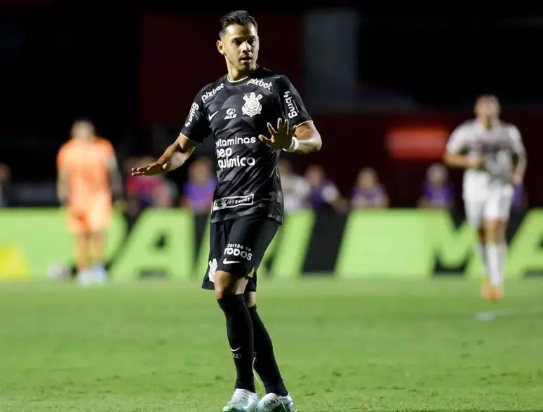 Romero provoca São Paulo após vitória do Corinthians no Morumbi: “Voltou tudo ao normal”