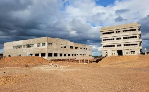 MT:  CRONOGRAMA:   Obras do novo Hospital Universitário estão com 15% do total executado