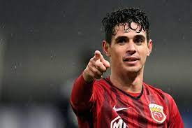 Quase acertado com o Flamengo em 2022, Oscar volta a jogar no futebol chinês