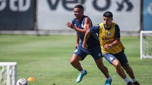 Sem Geromel, Grêmio dá sequência aos trabalhos de pré-temporada com treino técnico