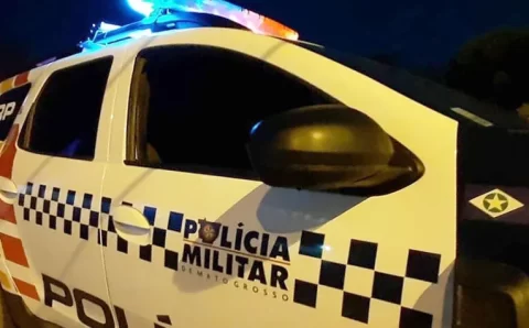 Polícia Militar prende em flagrante homem que agrediu esposa com golpes de facão