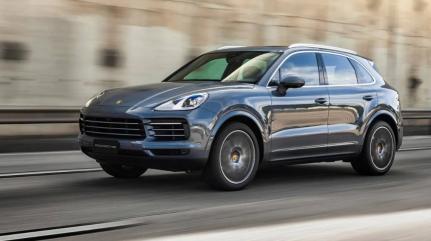 Bandidos levam Porsche e mandam vítimas fazerem Pix de quase R$ 50 mil