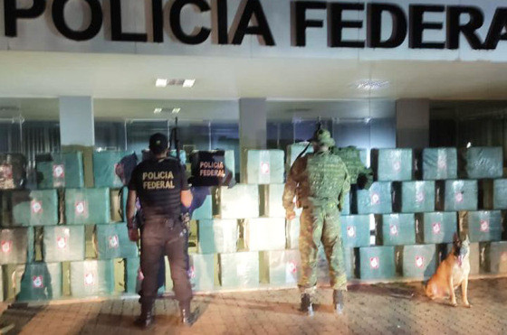 GUERRA AO NARCOTRÁFICO: PF e PM apreendem 1,7 tonelada de cocaína na região do Pantanal