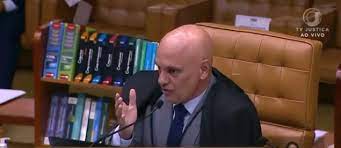 Corintiano, Alexandre de Moraes cutuca ministro: “Palmeiras não tem Mundial”