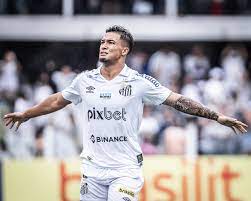 Marcos Leonardo busca manter bons números contra o Corinthians para ajudar Santos em “final”