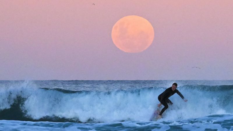 Como a Lua está tornando dias na Terra mais longos