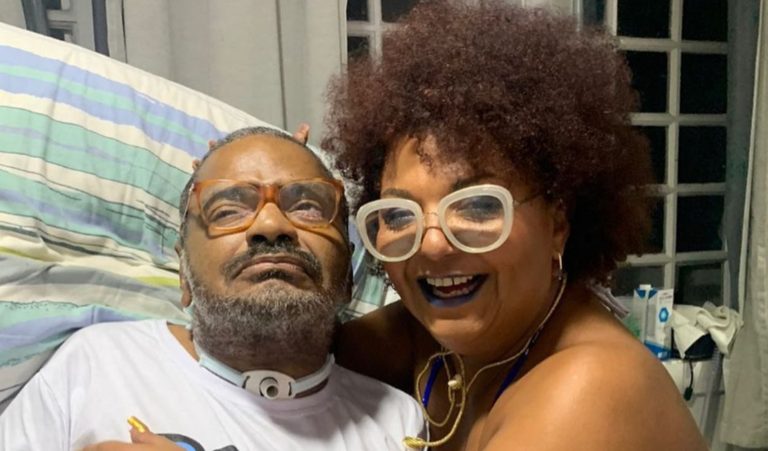 Mulher de Arlindo Cruz, Babi curte momento a dois com o cantor após revelação de namoro: ‘Bora viver’