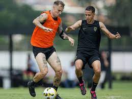 Corinthians treina com jogadores da base e focado em jogos em campo reduzido