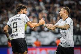 Dupla decisiva! Yuri Alberto e Róger Guedes dominam estatísticas ofensivas do Corinthians no Paulistão