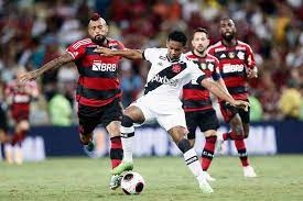 Flamengo vence Vasco na semifinal e decide título carioca com o Fluminense