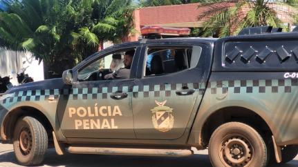 Preso tenta fugir pela janela do banheiro do hospital e é pego