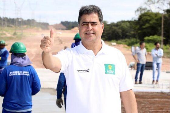 MT:  BDAY:    Prefeito Emanuel Pinheiro recebe inúmeras homenagens no dia do seu aniversário