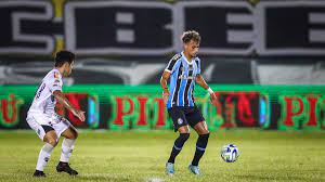 Grêmio marca dois gols no segundo tempo e vence ABC em jogo de ida da terceira fase da Copa do Brasil