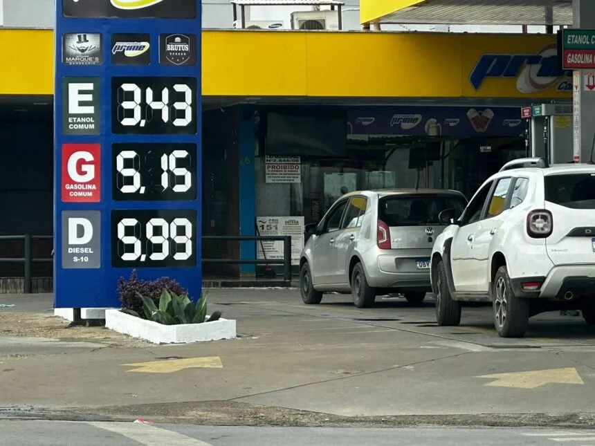 MT:  Feriado começa com gasolina a R$ 5,15 em Várzea Grande